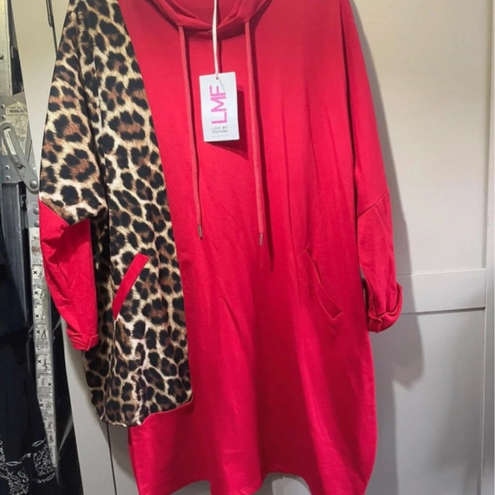 Made in Italy Ladies Red Top 16-24